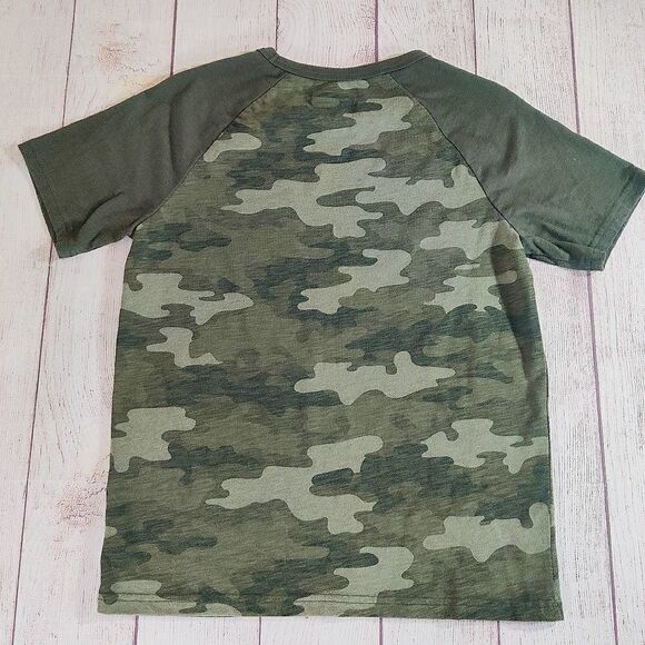 Boys' Eddie Bauer green camouflage t-shirt L (14/16) - Picture 2 of 5